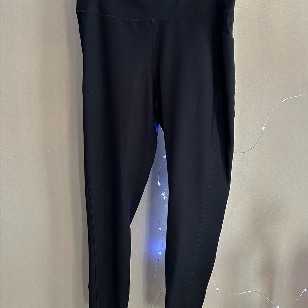 Mondetta Performance Luxury Apparel